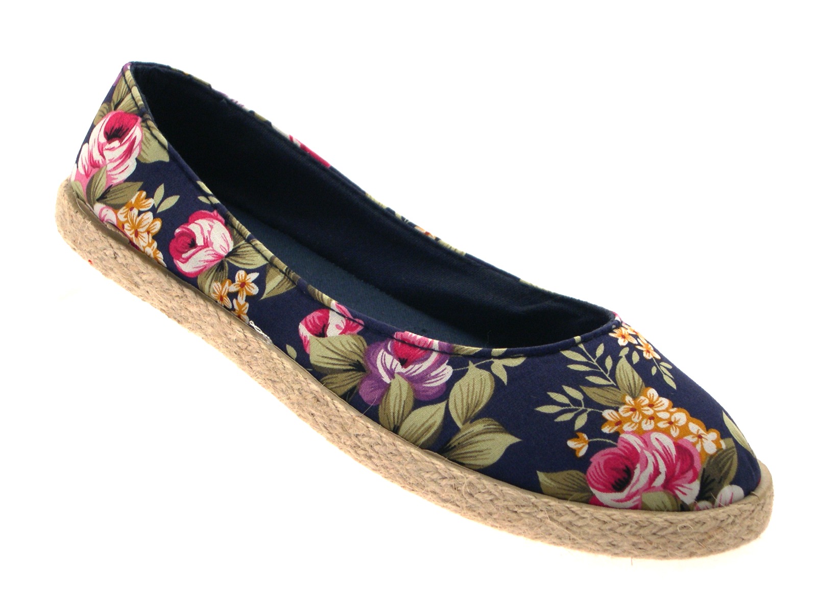 flat canvas pumps